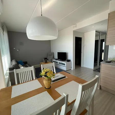 Nyaraló Meritaehti 205 *